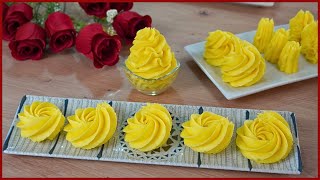 Extra Firm Cream with egg yolks and white chocolate to fill and decorate cakes