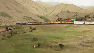 N scale looping over at Tehachapi loop