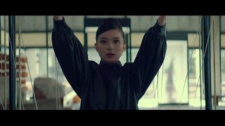 芳根京子、映画『Arc』の重要シーンを公開！”あやつり人形風の装置”に挑む 映画『Arc アーク』本編映像