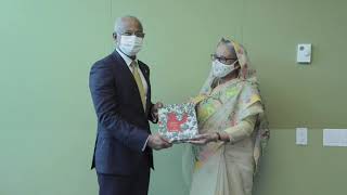 President meets the Prime Minister of Bangladesh at UNGA 76