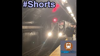 ⁴ᴷ⁶⁰ MTA R160 (E) entering Lexington/53rd Street (CBTC) #shorts