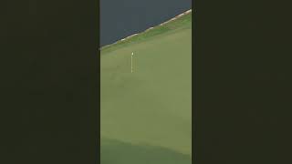 Justin Thomas with an OUTRAGEOUS tee shot 😱