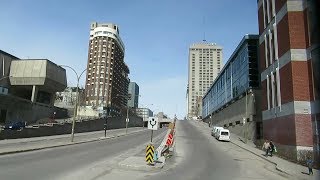 WALKING ON RUE BERRI IN DOWNTOWN MONTREAL - 04-14-19