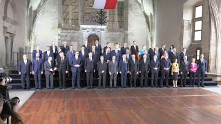 European leaders take family photo at Prague summit | AFP