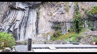 204.秋の【玄武洞公園】豊岡市 国の天然記念物、大迫力の自然の岩壁をワンちゃんと楽しめる嬉しい公園✨ ミュージアムやテラス犬OKレストラン、お土産屋さんも充実してます😊👍 大人500円、犬無料です🌈