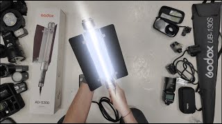 Unboxing Godox AD-S200