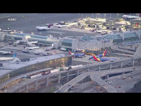 More Than 6,000 Delayed Flights After Huge FAA Outage - YouTube