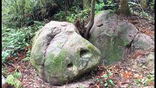 小鹿野　謎の人面石・古代人の遺跡か？