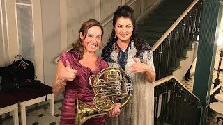 Anna Netrebko takes the Sarah´s Music Horn Challenge