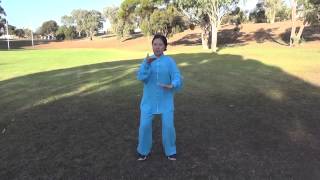 Fang Qin performs Qi Gong 12-Gesture