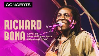 Richard Bona - Kalabancoro | LIVE at at Martinique Jazz Festival, 2010 | Qwest TV