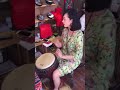 中国最火的手鼓美女beautiful gril在云南丽江古城的一段手鼓秀 drum tambourine