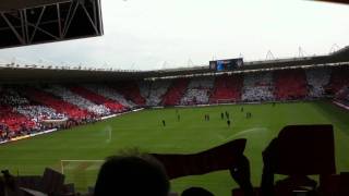Southampton 3-1 Walsall - Teams coming out to a sea of red and white!