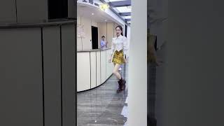 下班啦，跳个舞再走 #shortsvideo #dance #nurses #护士跳舞