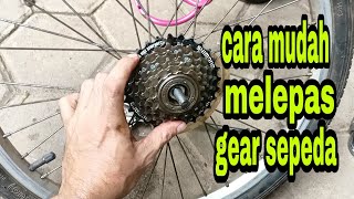 cara melepas gear sepeda