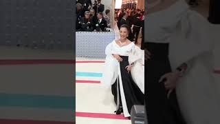 Pete Davidson and Michelle Yeoh pose together at the 2023 Met Gala. #metgala  #metgala2023 #abc7ny