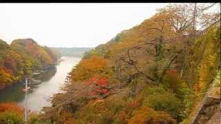 Paseando por el río Watarase en la ciudad de Omama (Gunma)