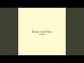 Breeze Velvet Star