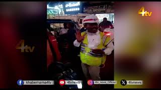 Traffic Constable Pushpa Raju Beats up Zomato Delivery Boy in Hyderabad Abids | 4tv News