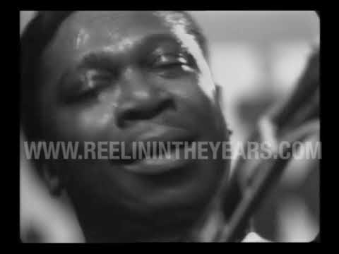 B.B. King • “Sweet Sixteen/Rock Me Baby” • 1968 [Reelin' In The Years ...