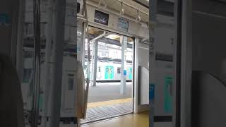 東京メトロ10000系　ドア開閉シーン