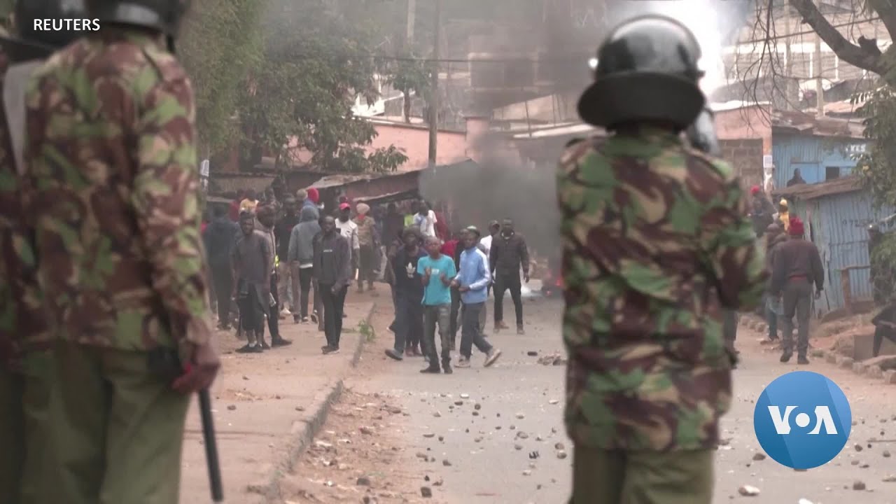 Kenyan Protestors Violently Clash With Police - YouTube