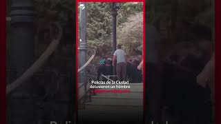 Policías de la Ciudad a los sillazos en Barrancas de Belgrano