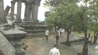 2 / kHMER ARMY AT PREAH VIHEAR