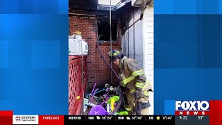 6 people displaced after Mobile house fire