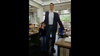 World's tallest man