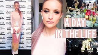 A Day in the Hair World ad | Inthefrow