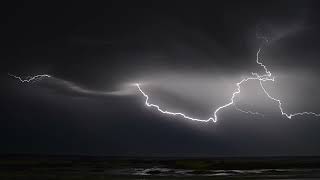 770-km US megaflash sets new lightning record 🗲🗲🗲