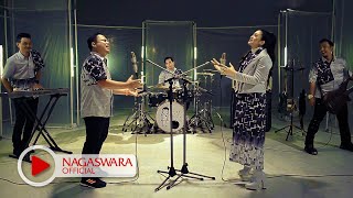 Download Wali & Fitri Carlina - Sakit Tak Berdarah (Official Music Video NAGASWARA) #music mp3