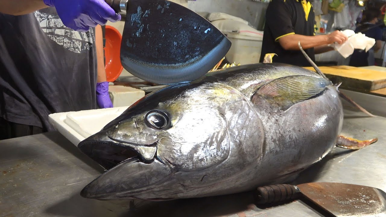 Amazing Big Knife Cut Yellowfin Tuna Youtube