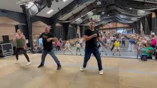 Hold Me When I Break line dance - Choreographed by Guyton Mundy, Yann Rimbert & Tajali Hall