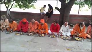 Brahm Bhoj (in Haridwar) - ब्रहम भोज Feast to saints and sadhus