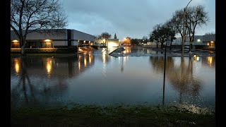 See the wind damage and rain in Modesto, California, from storm