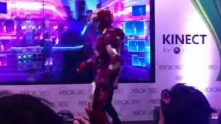 香港動漫電玩節2012 Xbox 360 IRON MAN MARK 7 COSPLAY \u0026 KAZA 狂舞 DAYS 3