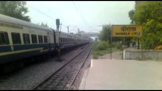 IRFCA: high speed diesel @110kmph with tufaani action at daurala by 12056 janshatabdi express