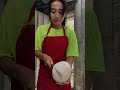 proses memarut kelapa untuk wingko londo 😁 kuliner jajanan kelapa kediri makanan