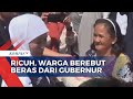 Ricuh, Warga Berebut Beras Gratis yang Dibagikan Gubernur di Pasar Tradisional Panarukan Situbondo