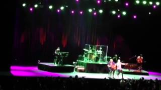 Two Less lonely people - Air Supply live