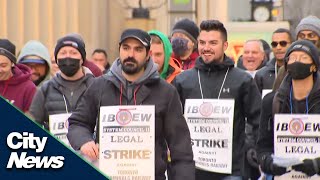 Nearly 100 Union Station workers walk off job, GO Trains could face delays