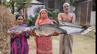 আজ বাজার থেকে এতো বড় কাতল মাছ আনলাম কেনো । সবাই আজ এতো খুশি কেনো । Village Vloger |