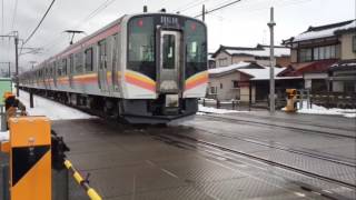 『E129系[440M]』2017/1/21(JR信越本線・新津駅～古津駅｢吉岡町踏切｣)