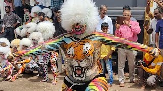 ಪಿಲಿ ಡಾನ್ಸ್ by 100 KALLEGA TiGERS @Puttur Mahalingeshwara Temple #puttur #nammaputtur #kallega