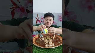 ก๋วยเตี๋ยวหมูน้ำตกแกล้มปักสดๆ | นุ๊กนิคพาชิม