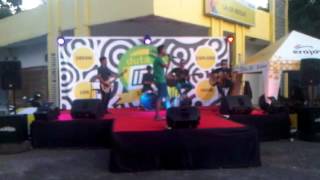 Drive - Tepat Menemukanmu ( BLACK COFFEE COVER )