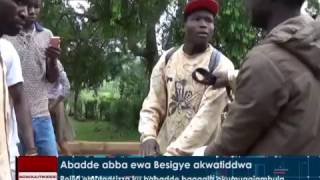 Abadde abba ewa Besigye akwatiddwa