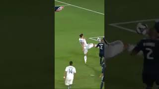 🔥 Zlatan Ibrahimović's Insane Bicycle Kick Goals! | Unbelievable Finishing! ⚽🚀